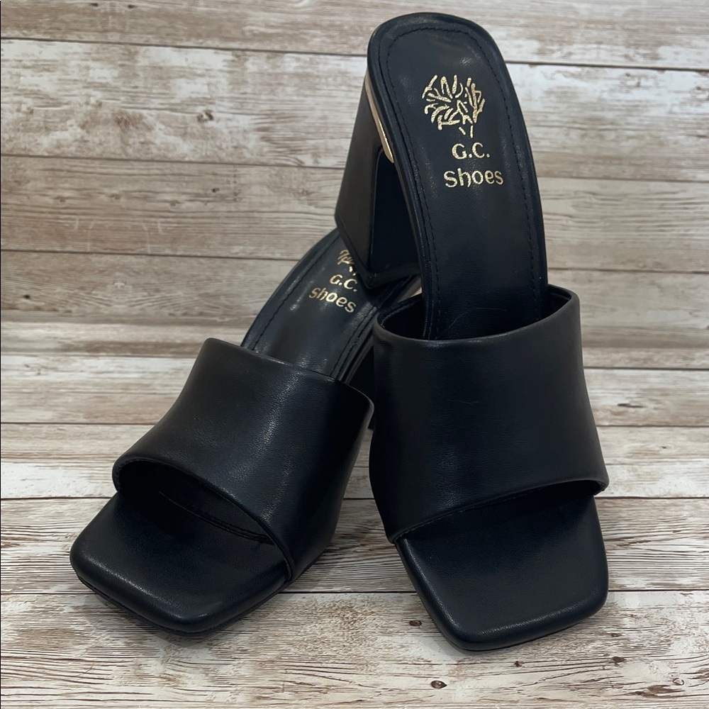 Soho Slide Black Women's‎ Sandals Size 6 NWT